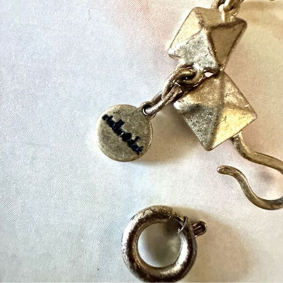 Stella and Dot gold tone rhinestone choker necklace - Picture 9 of 11